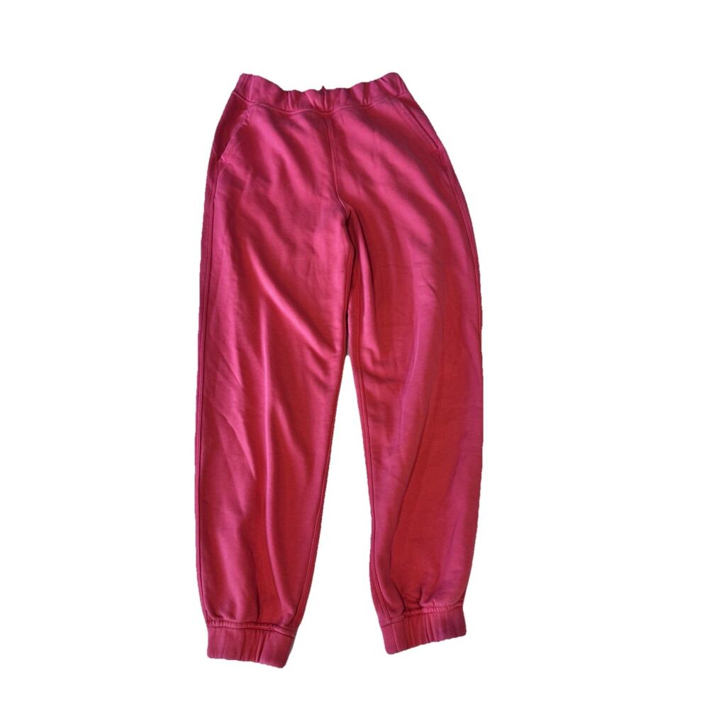 Lululemon Women’s Full Length Pink Joggers Size 4